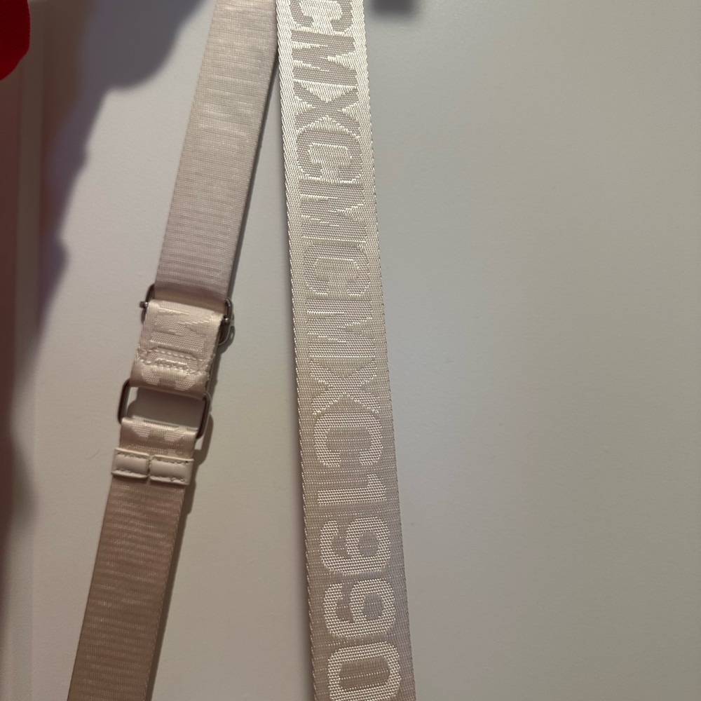 New Steve Madden Handbag - Picture 7 of 10